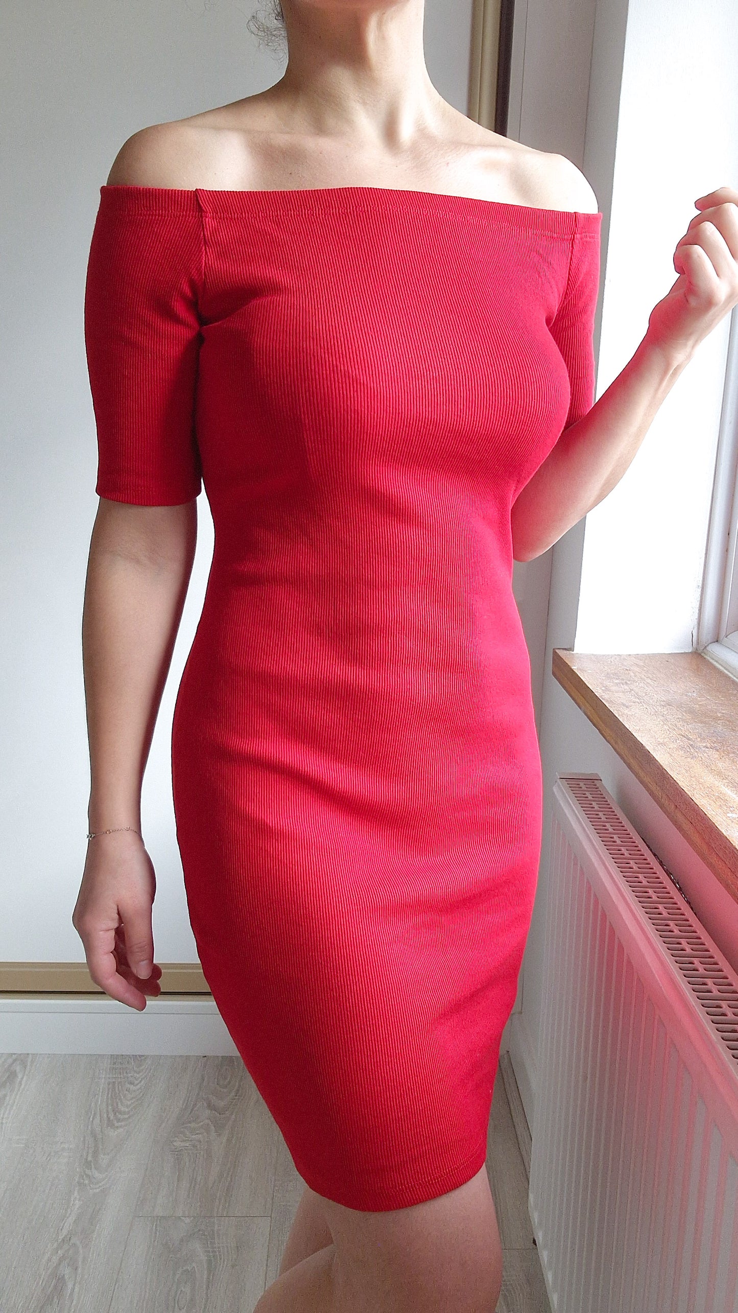 Lara - Red mini dress